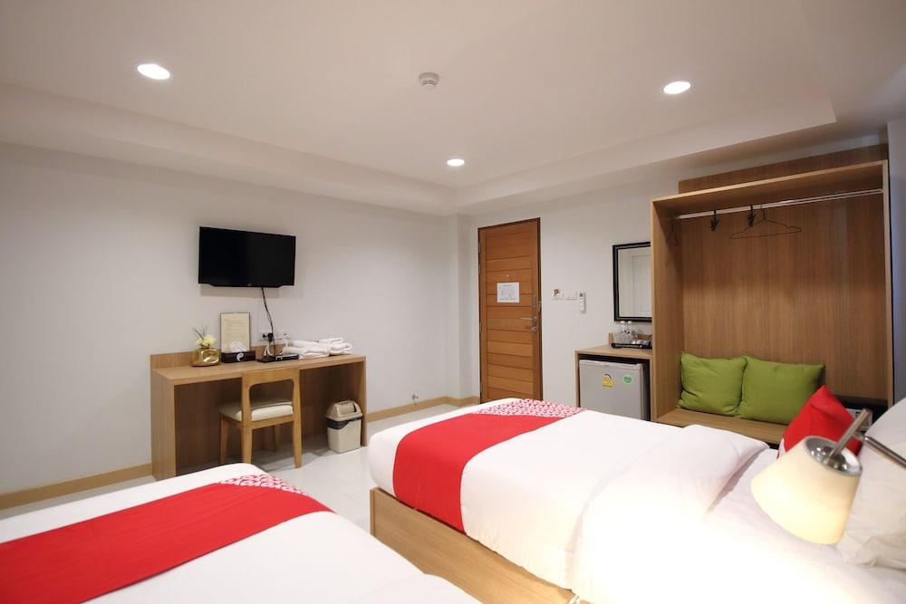 Super Oyo 484 Pannee Residence Khaosan Sha Plus Bangkok Buitenkant foto
