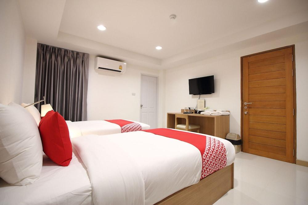 Super Oyo 484 Pannee Residence Khaosan Sha Plus Bangkok Buitenkant foto