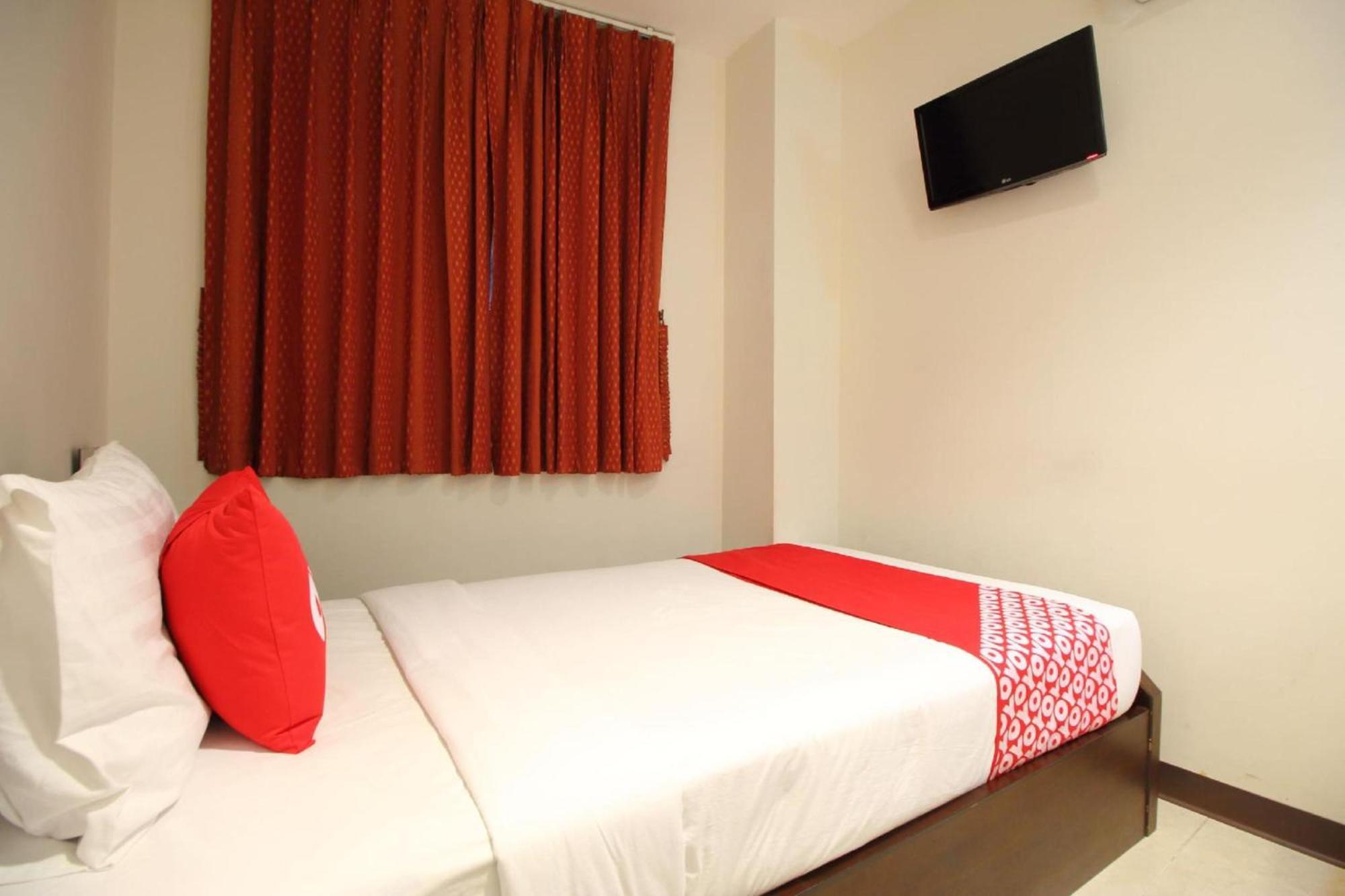 Super Oyo 484 Pannee Residence Khaosan Sha Plus Bangkok Buitenkant foto