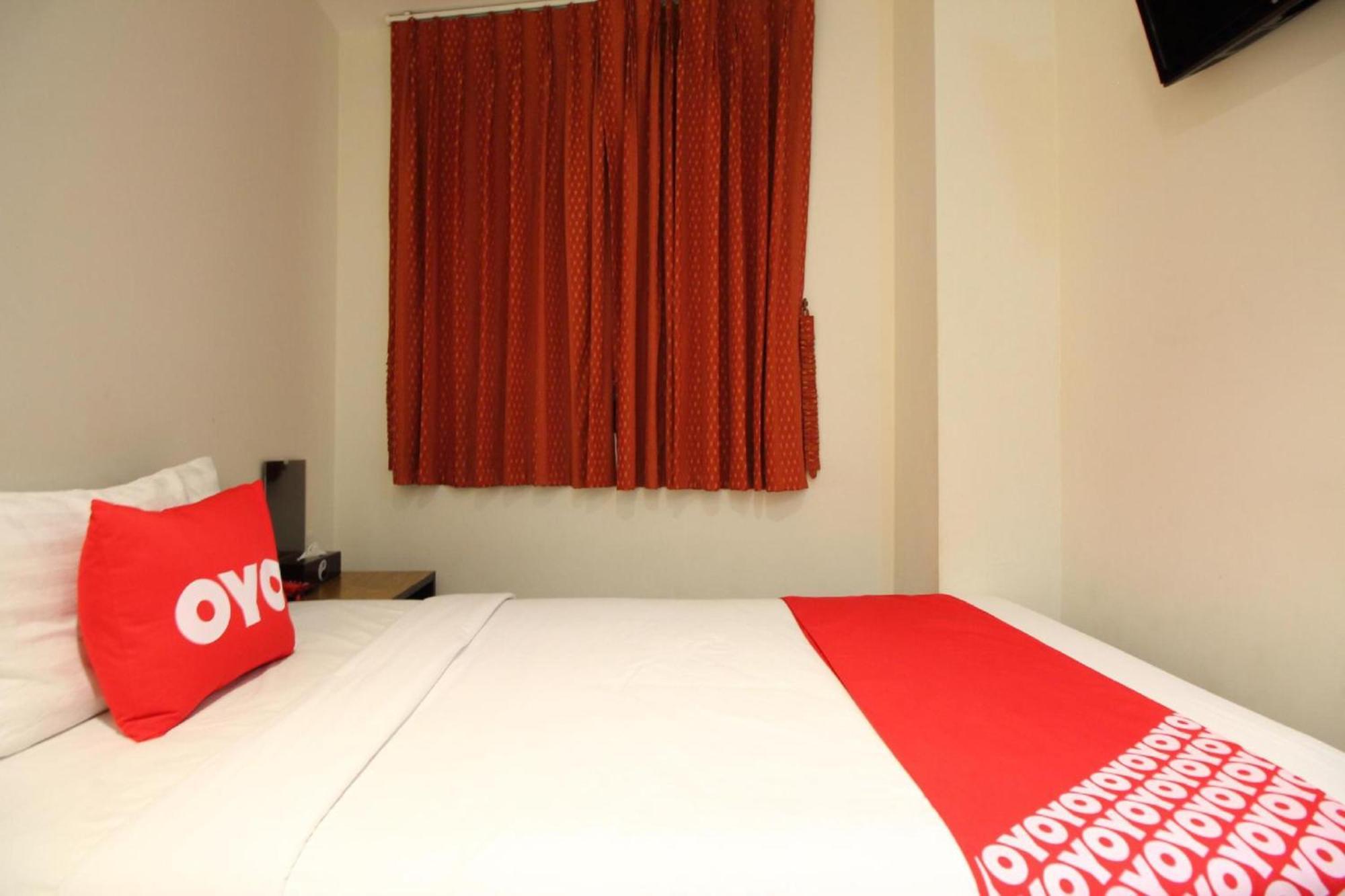 Super Oyo 484 Pannee Residence Khaosan Sha Plus Bangkok Buitenkant foto
