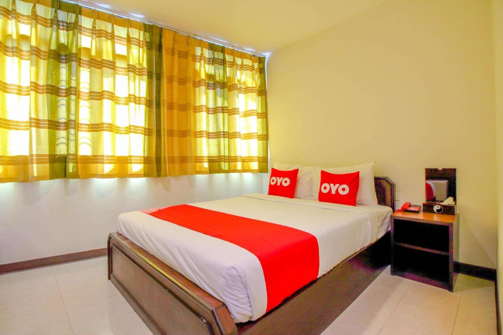 Super Oyo 484 Pannee Residence Khaosan Sha Plus Bangkok Buitenkant foto