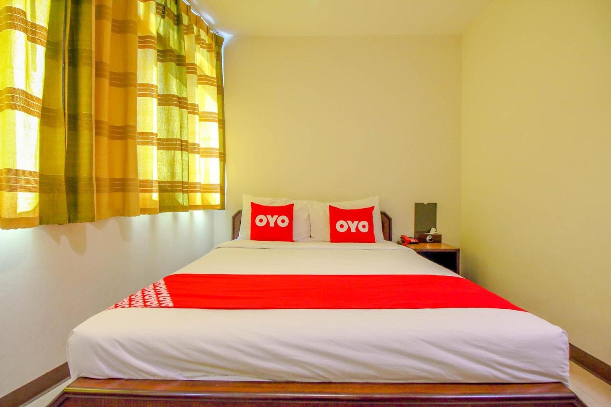 Super Oyo 484 Pannee Residence Khaosan Sha Plus Bangkok Buitenkant foto