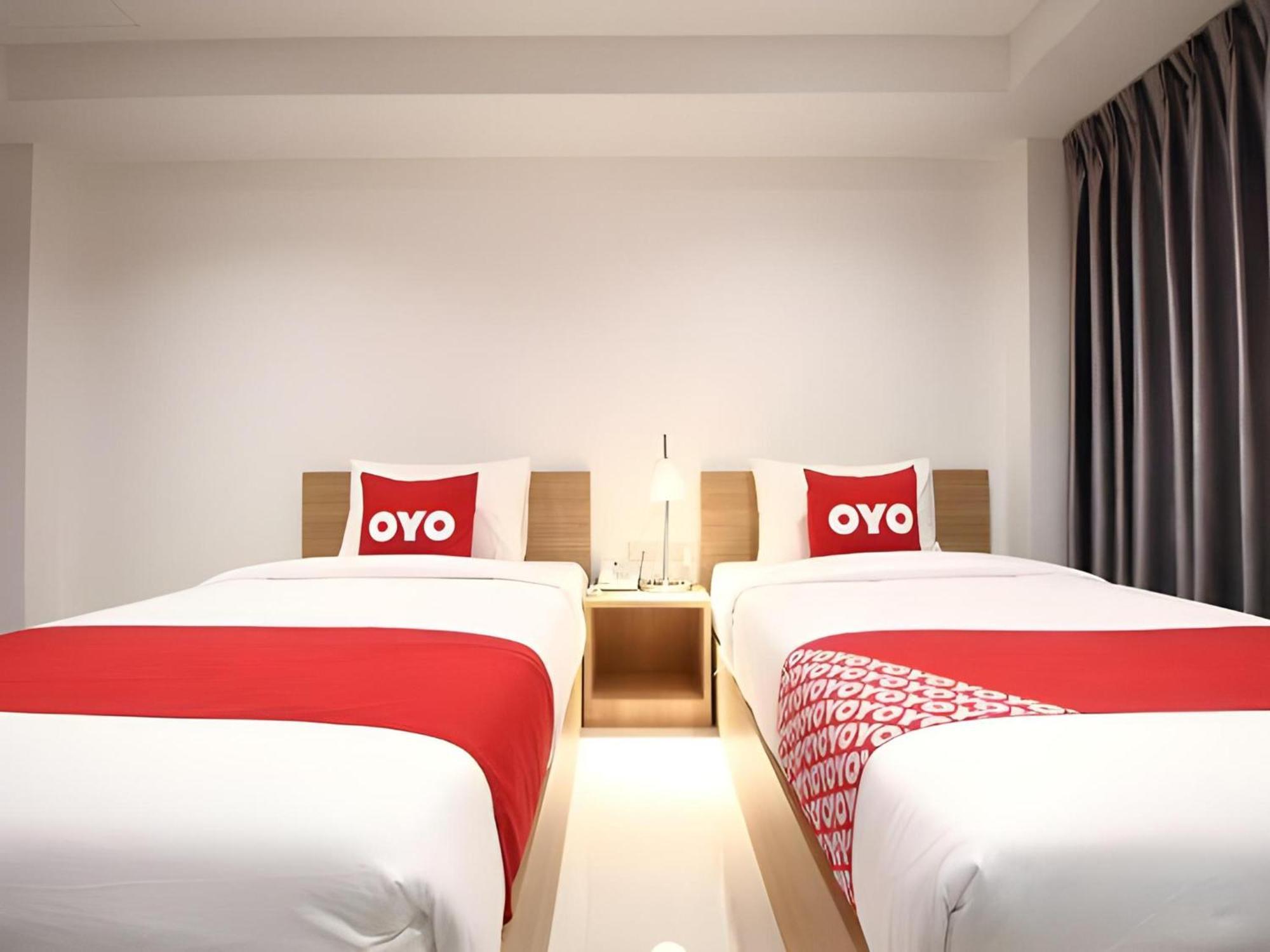 Super Oyo 484 Pannee Residence Khaosan Sha Plus Bangkok Buitenkant foto