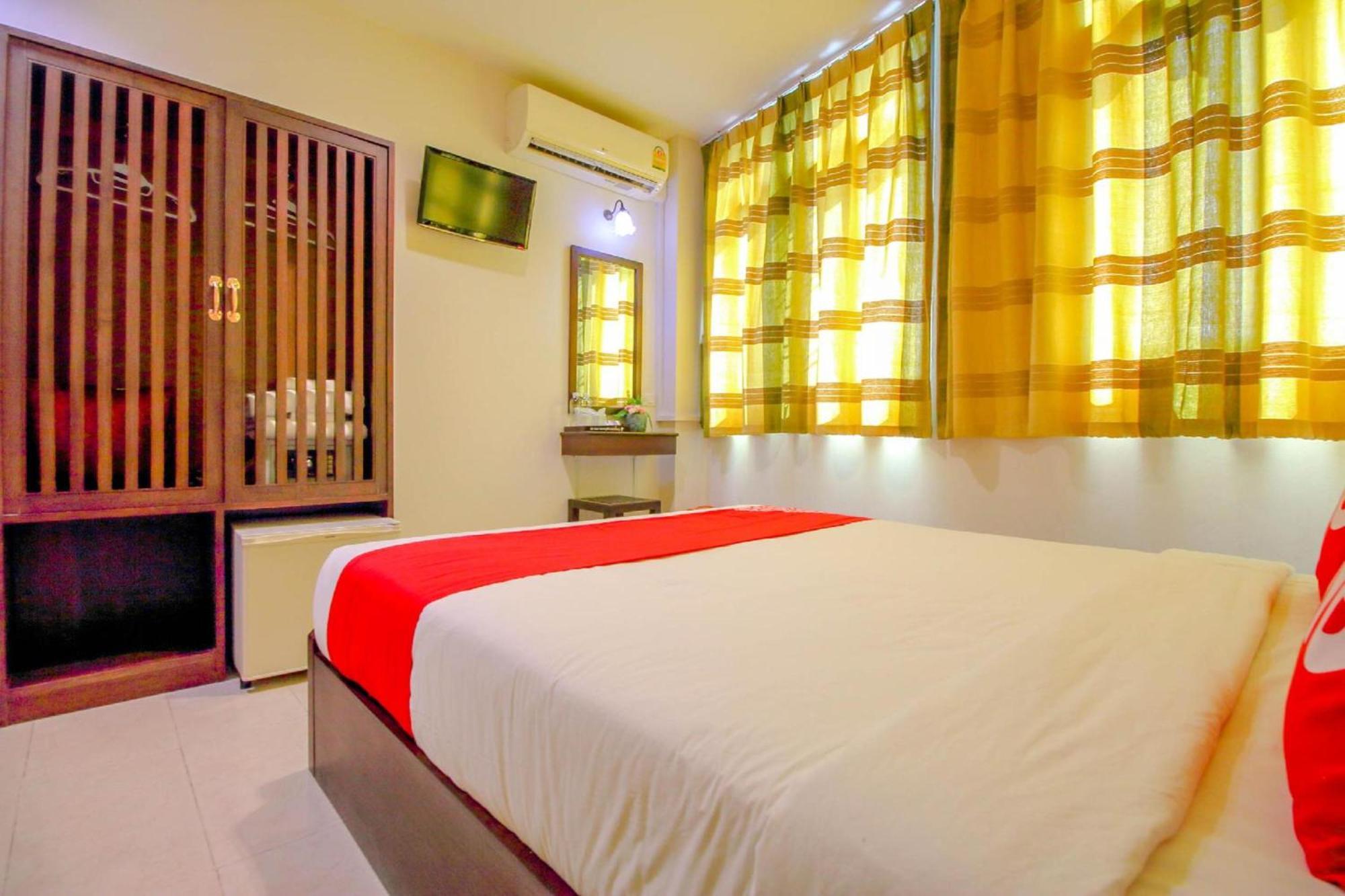 Super Oyo 484 Pannee Residence Khaosan Sha Plus Bangkok Buitenkant foto